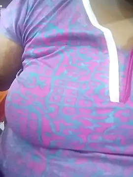 Sexy Radhikaa online show from February 15, 2026, 2:38 pm