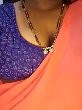 Sexy Radhikaa online show from March 28, 2026, 3:40 am