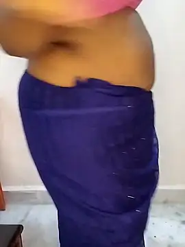 Sexy Radhikaa online show from April 24, 2026, 7:10 am