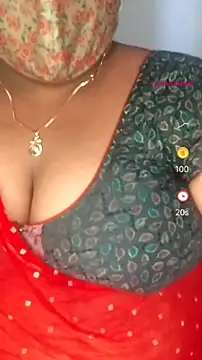 Sexy Radhikaa online show from June 26, 2026, 3:12 am