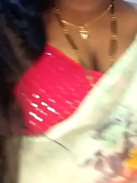 Sexy Radhikaa online show from May 24, 2026, 3:28 am