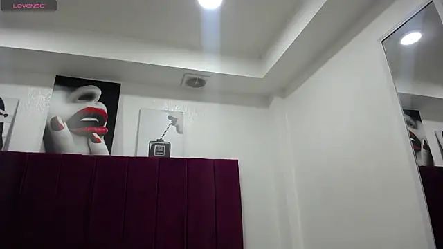 Snapshot of Kylee28 chatting on January 27, 2025, 8:07 pm Kylee28 online show from January 27, 2025, 8:07 pm