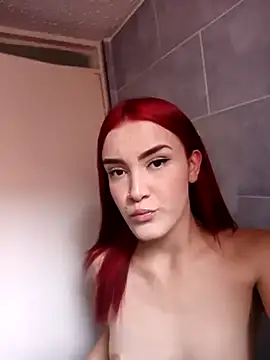 Snapshot of laura_arias018 chatting on October 13, 2025, 7:37 pm laura arias018 online show from October 13, 2025, 7:37 pm