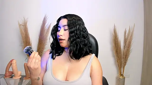 leylaclintonxx online show from February 2, 2025, 10:17 pm