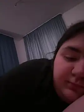 hotiee online show from February 22, 2025, 6:06 am