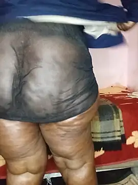 Snapshot of Sweetblackassxxx505 chatting on June 25, 2026, 10:59 pm Sweetblackassxxx505 online show from June 25, 2026, 10:59 pm