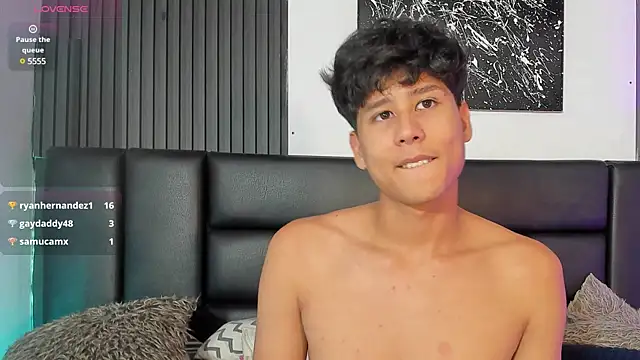 RaidenBoy1 online show from January 19, 2025, 2:04 am