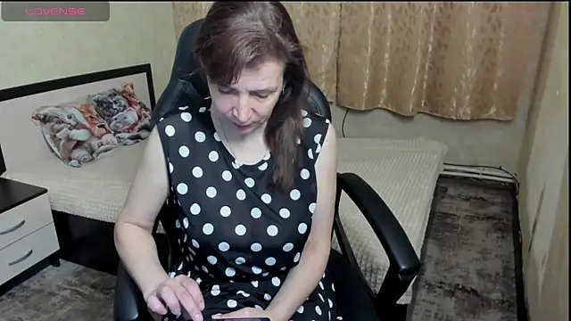 Debra Phoenix online show from May 22, 2026, 10:19 pm