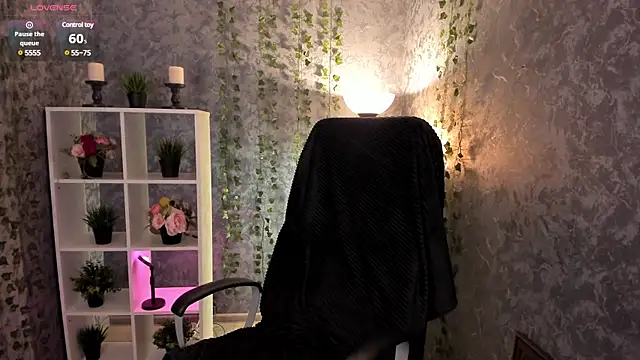 Snapshot of Emma_Rolland chatting on December 26, 2024, 10:09 pm Emma Rolland online show from December 26, 2024, 10:09 pm