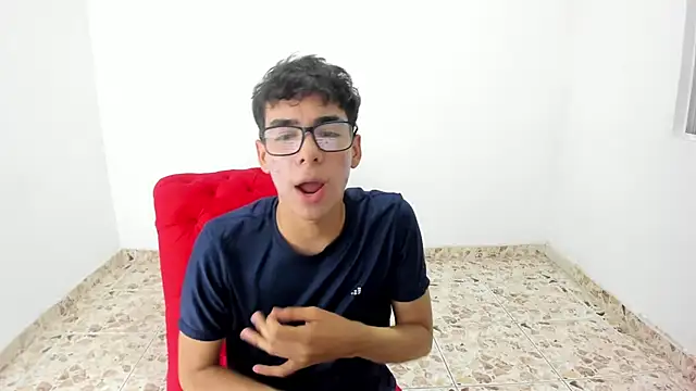 Snapshot of Harry_LatinBoy chatting on February 26, 2025, 10:58 pm Harry LatinBoy online show from February 26, 2025, 10:58 pm