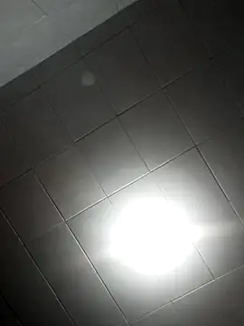 Naomy veracruz  online show from April 18, 2026, 11:01 am