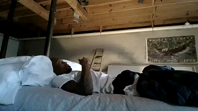 Snapshot of KinGKane84 chatting on December 5, 2024, 7:33 pm KinGKane84 online show from December 5, 2024, 7:33 pm