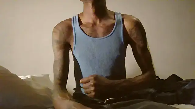 Snapshot of KinGKane84 chatting on February 9, 2025, 3:32 am KinGKane84 online show from February 9, 2025, 3:32 am