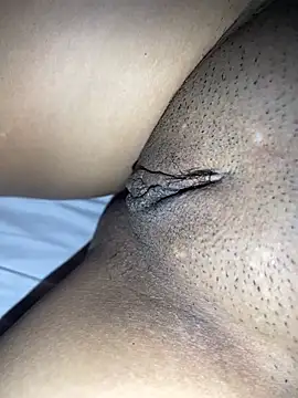 Snapshot of lemon69Reo chatting on April 5, 2026, 5:36 am lemon69Reo online show from April 5, 2026, 5:36 am