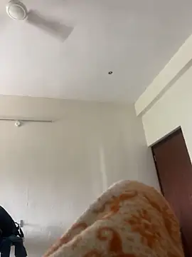 Snapshot of aprivateguy chatting on February 17, 2026, 10:01 am aprivateguy online show from February 17, 2026, 10:01 am