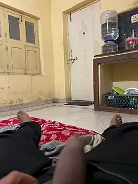 Snapshot of aprivateguy chatting on October 15, 2025, 5:21 pm aprivateguy online show from October 15, 2025, 5:21 pm