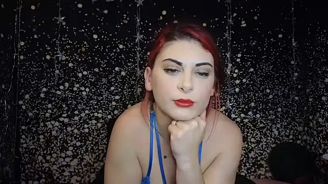 Snapshot of KinkyZarah chatting on January 6, 2025, 10:26 pm KinkyZarah online show from January 6, 2025, 10:26 pm