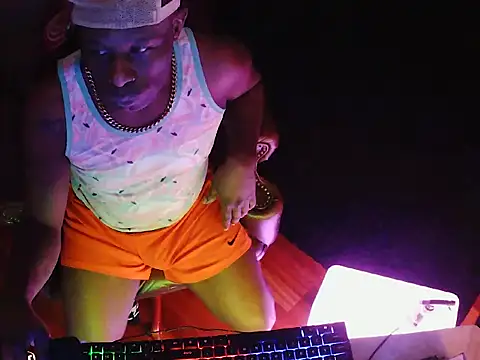 Bignc online show from September 28, 2025, 10:50 pm