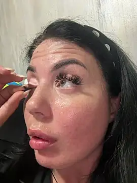 BellaaNoir online show from May 20, 2026, 9:23 pm