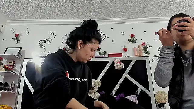 abby eemily online show from October 29, 2025, 12:15 pm