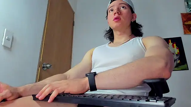 Snapshot of AngelBennet_ chatting on September 9, 2025, 10:30 pm AngelBennet online show from September 9, 2025, 10:30 pm