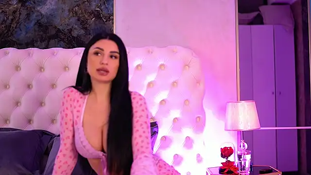 Snapshot of IsabelleHunt chatting on March 5, 2025, 6:01 am IsabelleHunt online show from March 5, 2025, 6:01 am