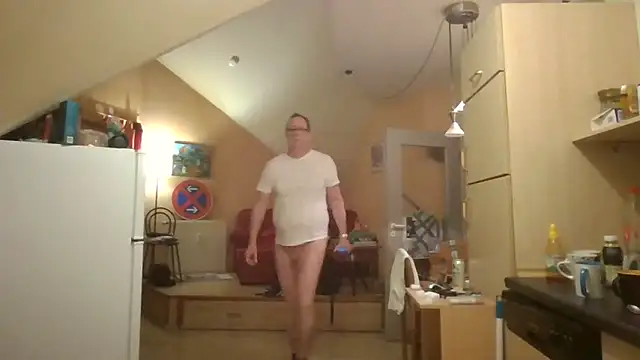 nacktchiller1076 online show from February 26, 2026, 8:20 pm