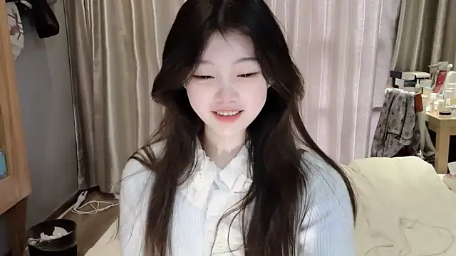 yangyang-1115 online show from March 12, 2025, 7:02 am