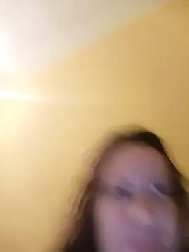 Szilvi93 online show from April 7, 2026, 3:58 pm