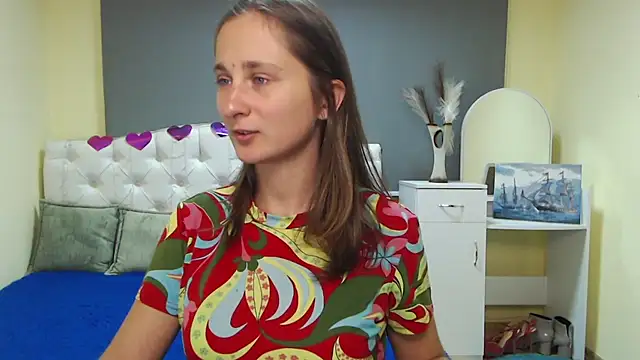 MichelLeee online show from September 15, 2025, 11:10 am