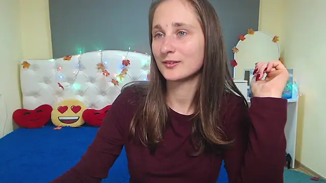 MichelLeee online show from November 17, 2025, 12:09 pm