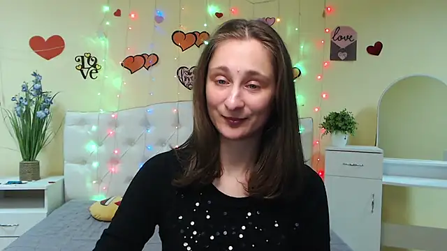 MichelLeee online show from March 5, 2025, 12:11 pm