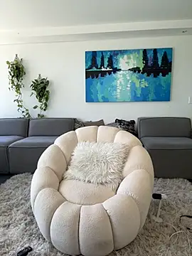 DimitriSullivan  online show from October 18, 2025, 6:54 pm