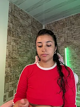 Snapshot of Lady_Rey chatting on April 2, 2026, 12:29 am Lady Rey online show from April 2, 2026, 12:29 am