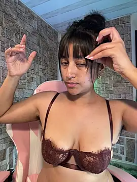 Snapshot of Lady_Rey chatting on March 28, 2026, 1:50 am Lady Rey online show from March 28, 2026, 1:50 am