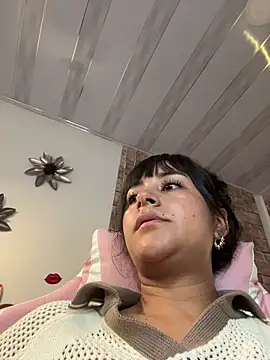 Snapshot of Lady_Rey chatting on April 15, 2026, 2:06 am Lady Rey online show from April 15, 2026, 2:06 am