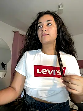 Snapshot of Lady_Rey chatting on September 22, 2025, 3:12 am Lady Rey online show from September 22, 2025, 3:12 am