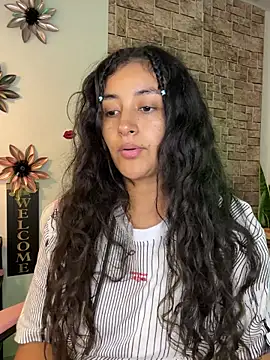 Snapshot of Lady_Rey chatting on April 6, 2026, 3:35 am Lady Rey online show from April 6, 2026, 3:35 am