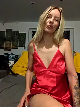 Ana-ya16 online show from October 9, 2025, 4:02 am