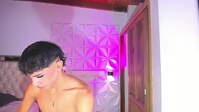 Snapshot of im_sebaslopez chatting on February 27, 2026, 8:19 pm im sebaslopez online show from February 27, 2026, 8:19 pm