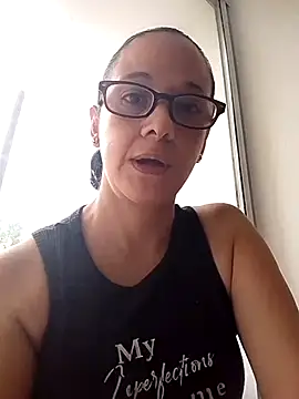 Snapshot of nicolle_milf1978 chatting on April 9, 2026, 11:27 am nicolle milf1978 online show from April 9, 2026, 11:27 am