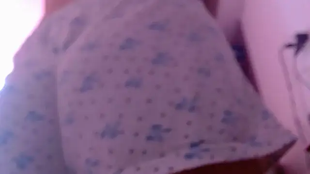 nicolle milf1978 online show from January 10, 2026, 12:55 pm