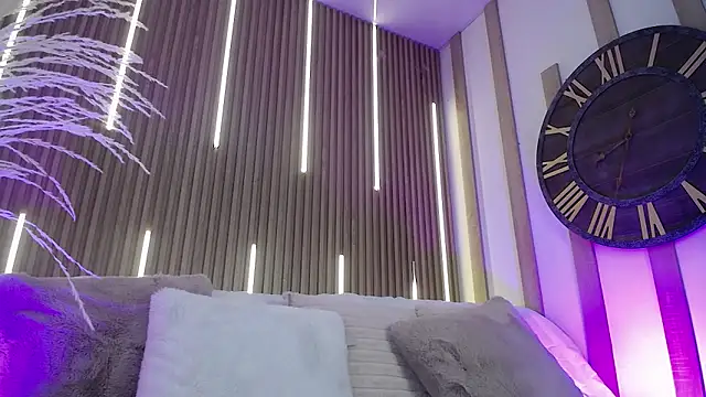 Noah Xitruxx online show from November 26, 2025, 1:11 pm