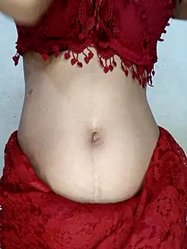 xpihu online show from October 29, 2025, 6:40 pm