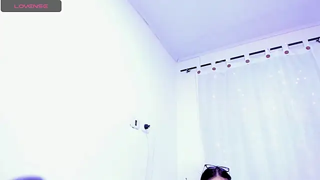 Aria uwu online show from February 4, 2025, 6:04 am