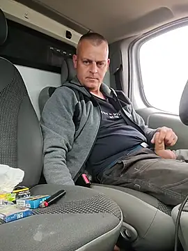 seksiak86 online show from June 5, 2026, 7:25 am