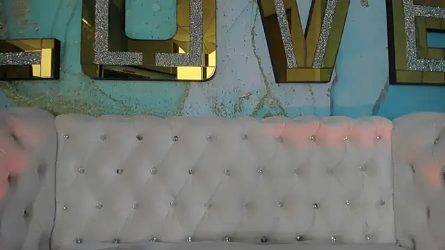 Snapshot of pola_adams_ chatting on March 14, 2025, 5:35 pm pola adams online show from March 14, 2025, 5:35 pm