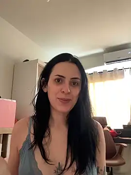 Morguisssz online show from February 12, 2026, 10:37 am