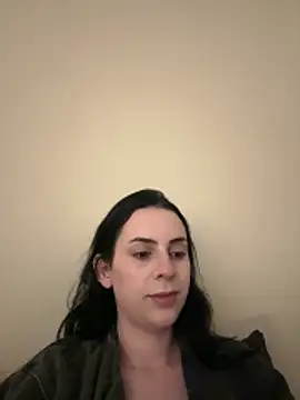 Morguisssz online show from June 9, 2026, 4:35 am