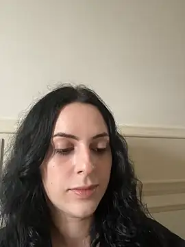 Morguisssz online show from July 2, 2026, 5:52 pm